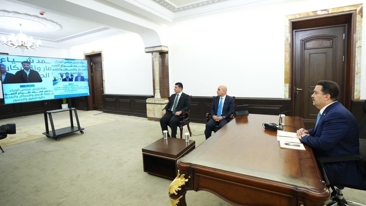 رئيس الوزراء: انجزنا أكثر من 42 جسراً خلال 3 سنوات