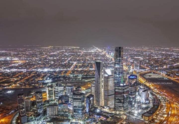 ابتداءً من اليوم.. السعودية تمنح مواطني 60 دولة تأشيرة مجانية عند الوصول إلى المطار