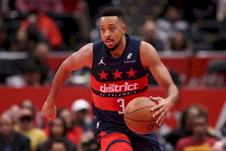 أن بي ايه: ماكولوم يجنّب ويزاردز خسارته الـ 15 تواليا