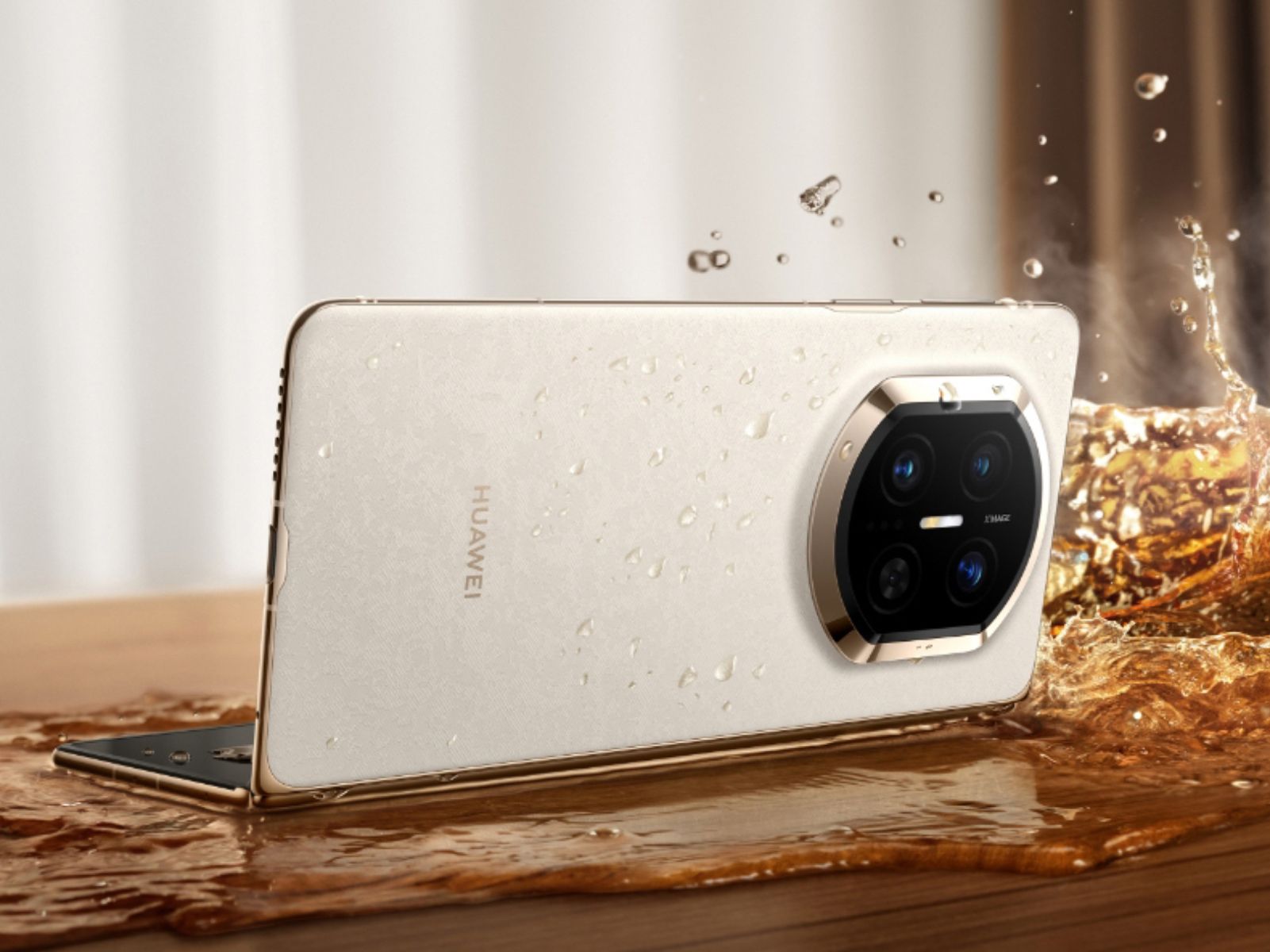 تكنولوجيا: هواوي تطلق Mate X7 انحف وأقوى مع بطارية 5600 مللي أمبير وكاميرا متغيرة الفتحة بسعر 1830 دولار