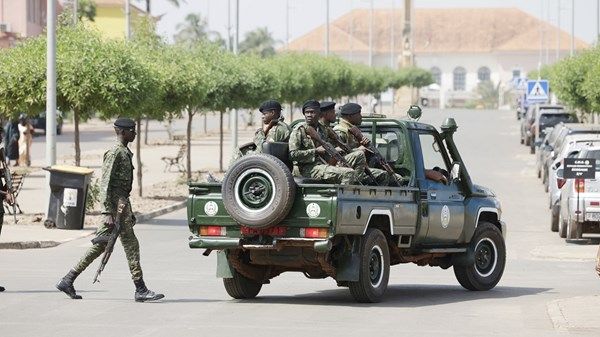 الجيش في غينيا بيساو يعلن الاستيلاء على السلطة