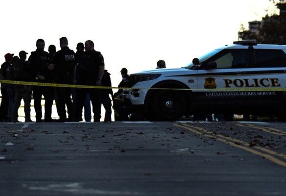 مدير "إف بي آي": يجري التحقيق في إطلاق النار في واشنطن على أنه عمل إرهابي