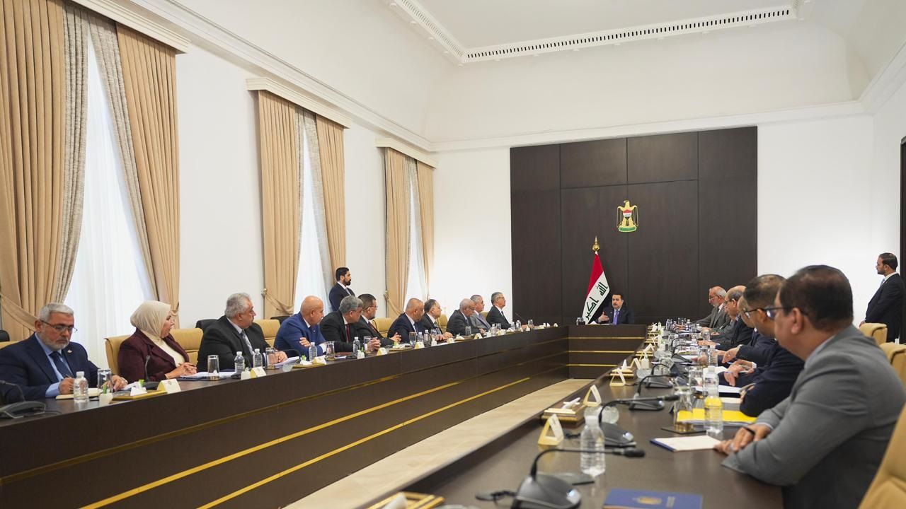 اجتماع حكومي: السوداني يؤكد الالتزام بالجداول الزمنية للمشاريع النفطية