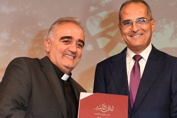 جامعة سيدة اللويزة نظّمت ندوة بعنوان "الكيانية اللبنانية: مسيرة نحو تحقيق الانتماء" بالتعاون مع الرابطة المارونية