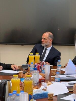 وزير الاشغال عقد اجتماعا في بلدية جونيه لبحث مستجدّات توسعة الأوتوستراد