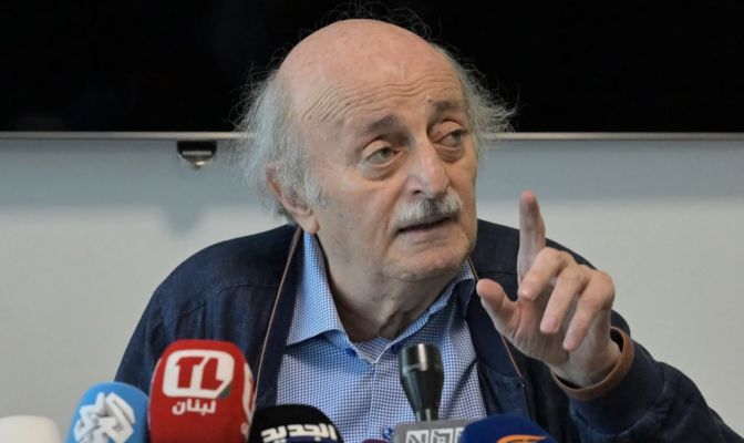 جنبلاط: نشجب كلام ولايتي عن استباحة لبنان كما نشجب وجود ضباط من النظام السوري القديم بالبلد