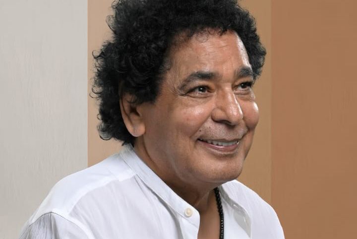 بالفيديو- محمد منير يطرح أغنية “مكاني” الرسميّة لكأس العرب ٢٠٢٥