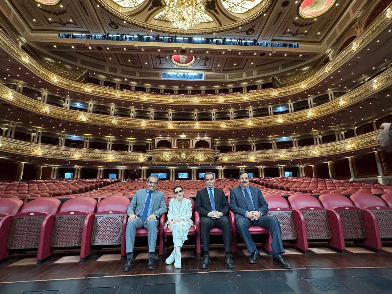 بالصّور- نجاة الصّغيرة تفاجئ الجميع بظهور جديد داخل مدينة الثّقافة والفنون