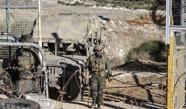 إذاعة الجيش الإسرائيلي: الجيش الإسرائيلي يمنع ضباطه الكبار من استخدام هواتف "أندرويد"