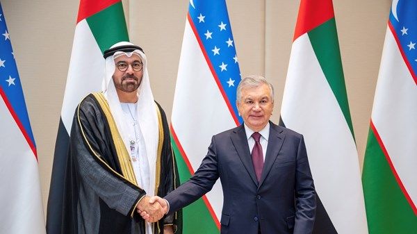 رئيس جمهورية أوزبكستان يستقبل وفد حكومة دولة الإمارات