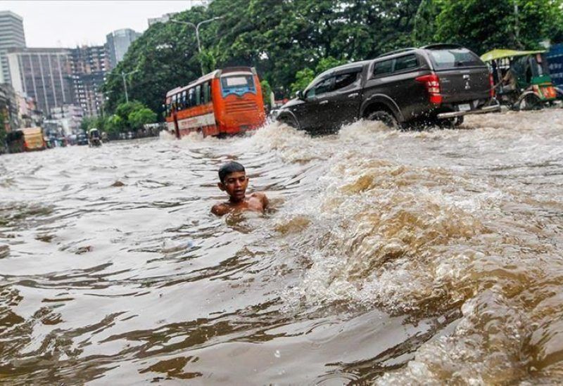 ارتفاع وفيات الفيضانات في جنوب شرق آسيا إلى 321