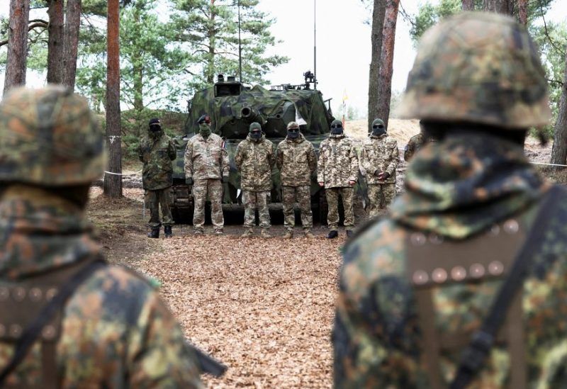 رصد مسيرات فوق قاعدة ألمانية يتم فيها تدريب جنود أوكرانيين