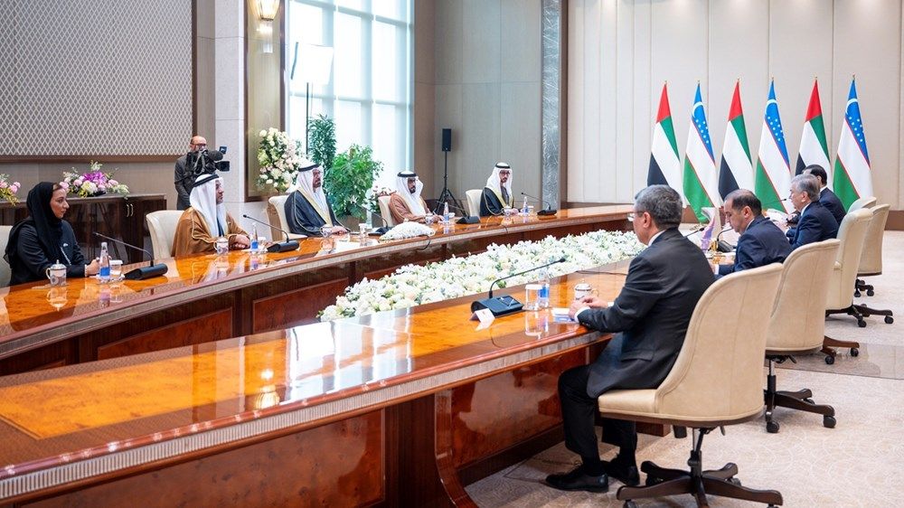 رئيس جمهورية أوزبكستان يستقبل وفد حكومة دولة الإمارات