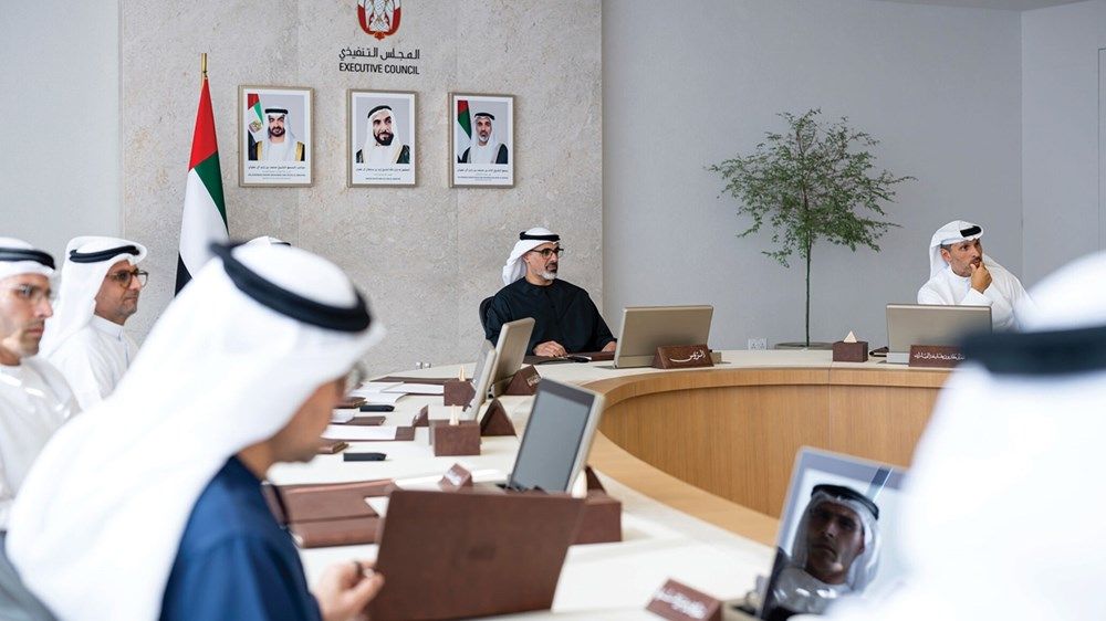 خالد بن محمد بن زايد يترأس اجتماع المجلس التنفيذي لإمارة أبوظبي
