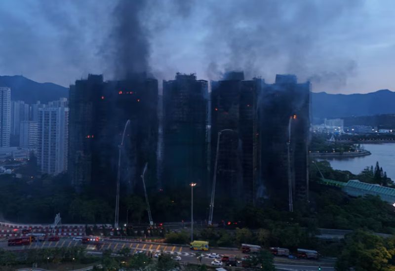 الصين تطلق حملة تفتيش على الأبراج بعد حريق هونج كونج المميت