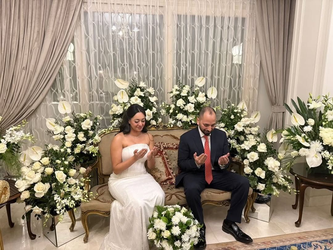 بالصور- استراحة من خبر انفصالهما… عمرو أديب ولميس الحديدي يحتفلان بخطوبة ابنهما