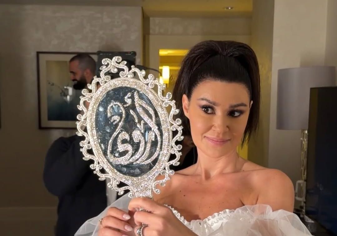 بالفيديو- زفاف أروى جودة يجمع النّجوم… وإطلالتان تخطفان الأنظار