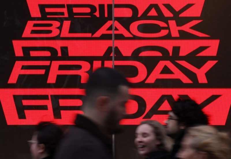 مبيعات الجمعة السوداء عبر الإنترنت تسجل مستوى قياسيا عند 11.8 مليار دولار