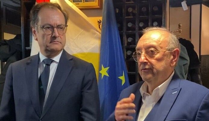 سفير لبنان في باريس خلال لقاء نظمته الجمعية الطبية اللبنانية الاوروبية: وضعنا مع الجمعية خارطة عمل للمرحلة المقبلة