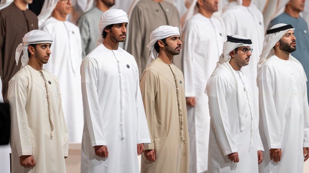 حاكم الفجيرة يشهد بحضور ذياب بن محمد بن زايد مراسم يوم الشهيد في واحة الكرامة