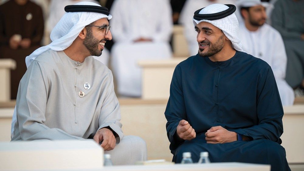 حاكم الفجيرة يشهد بحضور ذياب بن محمد بن زايد مراسم يوم الشهيد في واحة الكرامة