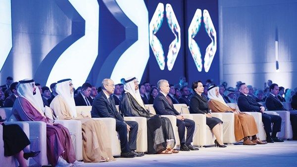 حكومتا الإمارات وأوزبكستان تطلقان برنامجاً لتصفير البيروقراطية