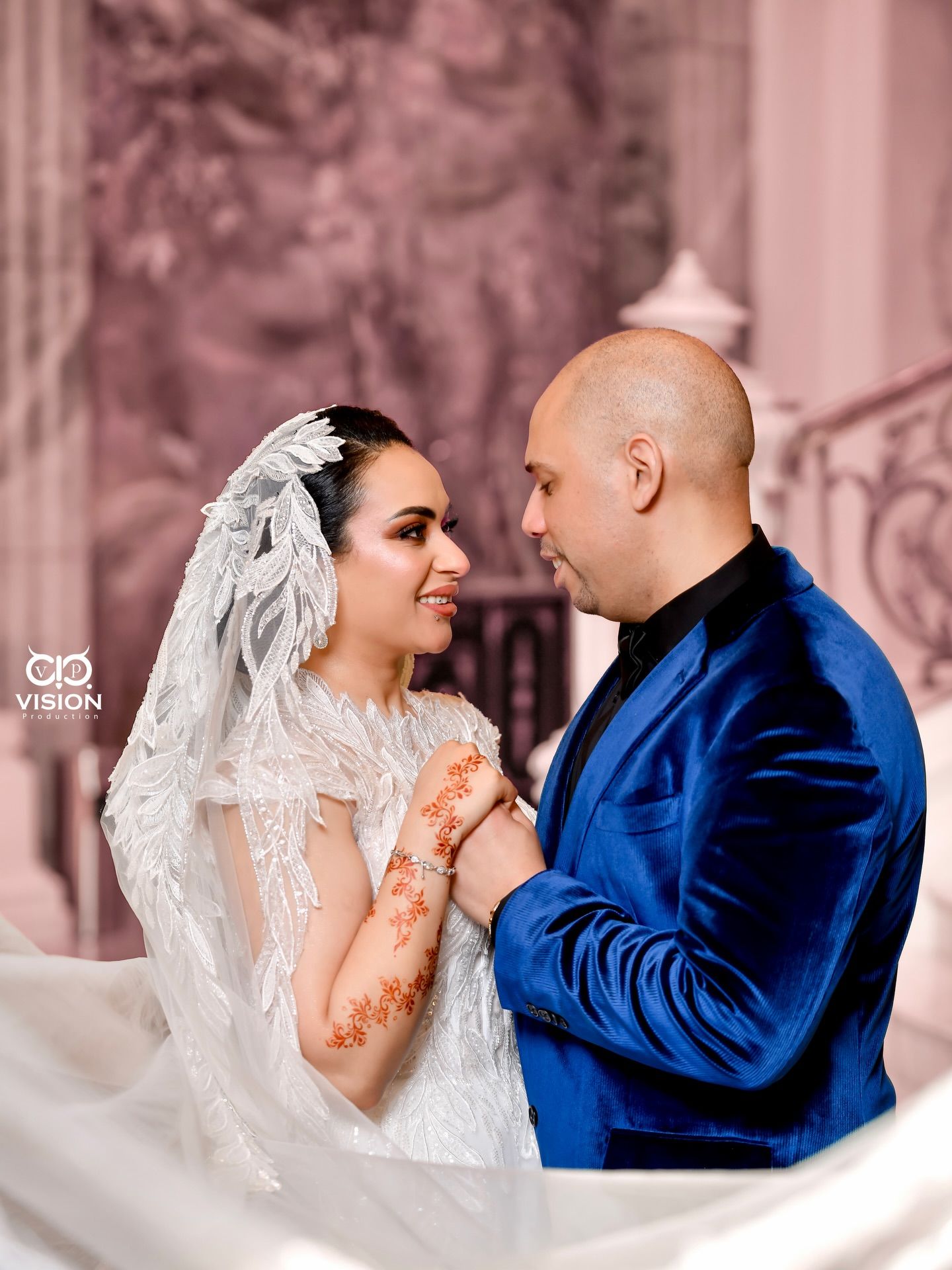 شاهد بالصور.. نجل الفنان الكابلي وسيدة الأعمال “كادي” يقيمان حفل زاوج جديد وأسطوري بالقاهرة