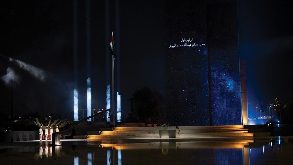 حاكم الفجيرة يشهد بحضور ذياب بن محمد بن زايد مراسم يوم الشهيد في واحة الكرامة