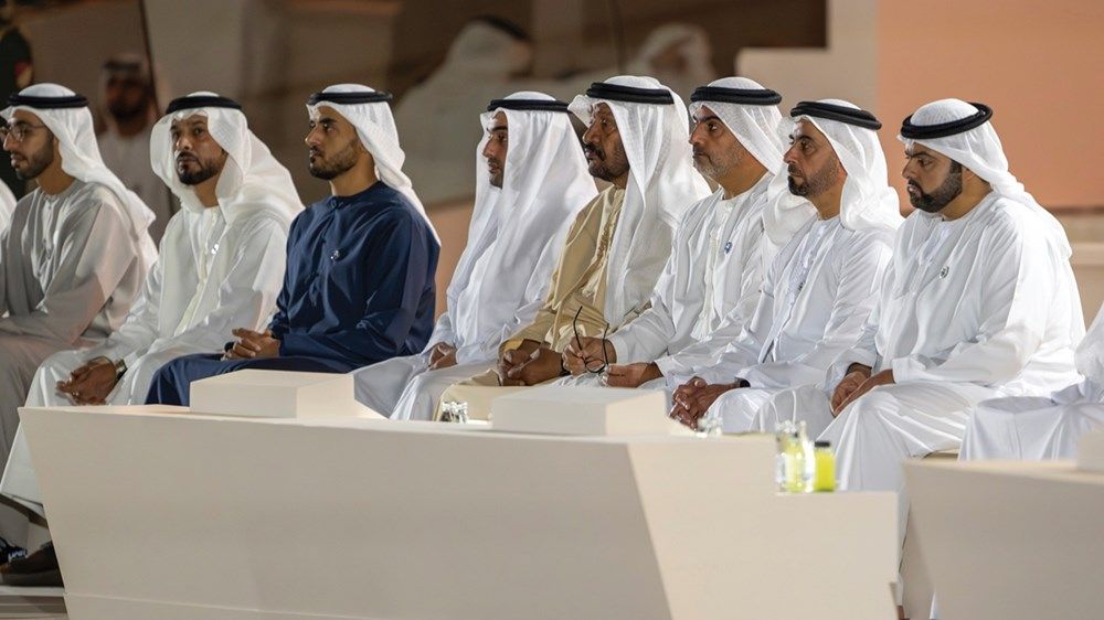 حاكم الفجيرة يشهد بحضور ذياب بن محمد بن زايد مراسم يوم الشهيد في واحة الكرامة