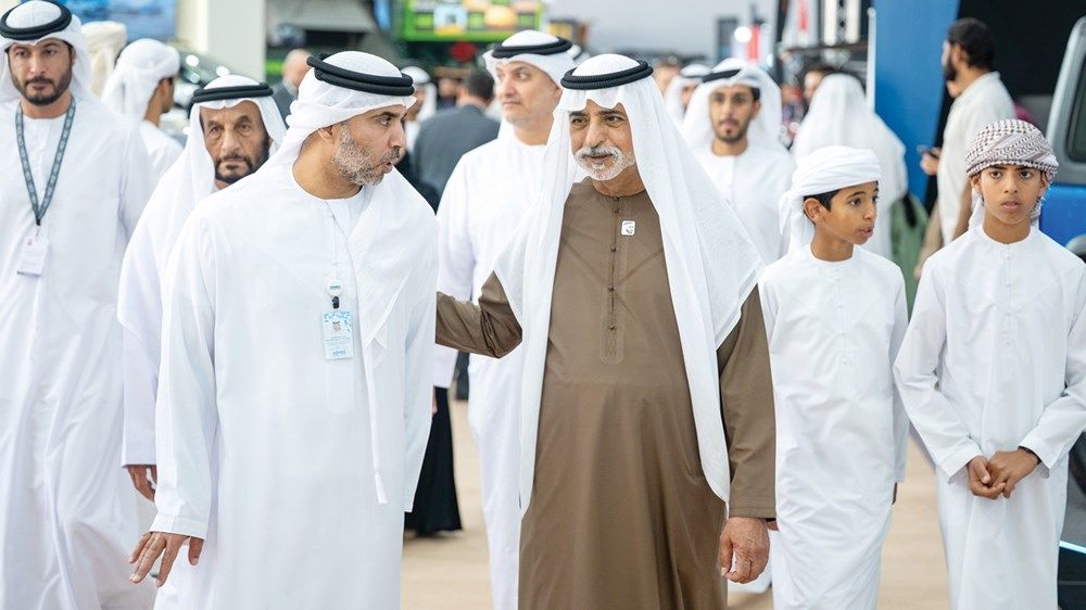 نهيان بن مبارك: ملتزمون بالحفاظ على تراثنا الثقافي العريق