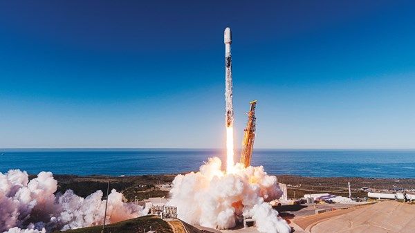 «الإمارات للفضاء»: نجاح إطلاق «فاي - 1» يدعم الاستكشاف الفضائي