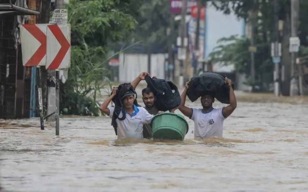 حصيلة ضحايا فيضانات إندونيسيا وتايلاند وسريلانكا تتخطى 1100 شخص