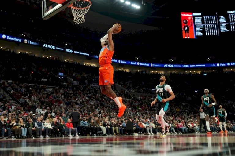 دوري أن بي ايه: ثاندر يواصل انطلاقته المثالية ويجدد ثأره من بلايزرز