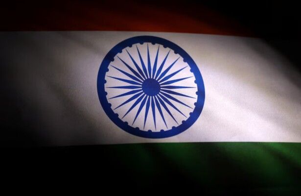 بلومبرغ: الهند تعتزم شراء أسلحة من روسيا خلال زيارة بوتين