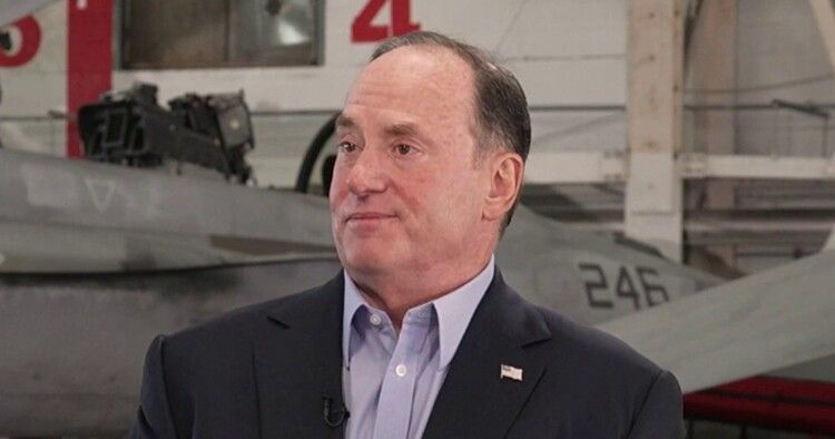 وزير البحرية الأميركي: المخدرات تقتل عددًا من الأميركيين يفوق ما خسرناه في الحروب