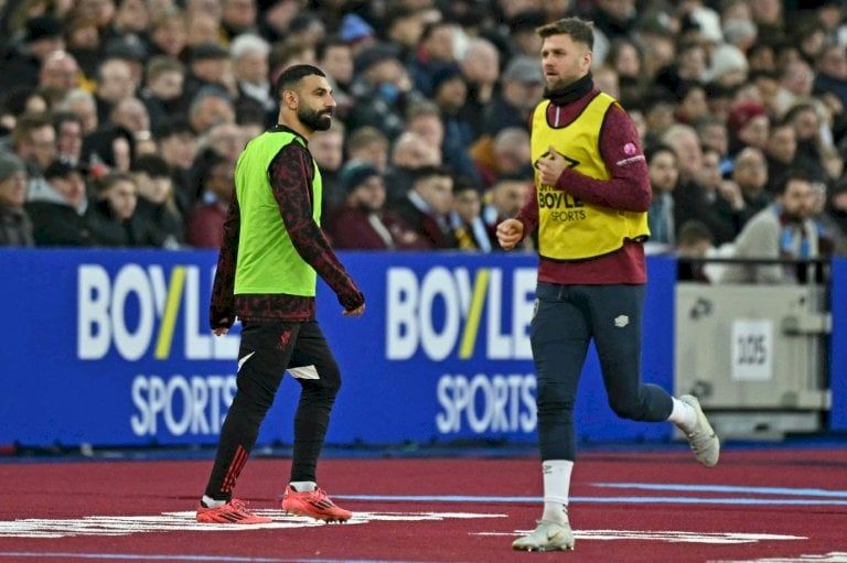 بطولة إنكلترا: هل ليفربول أفضل من دون صلاح؟