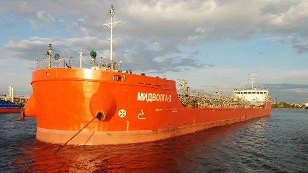 هجوم يستهدف سفينة شحن في البحر الأسود