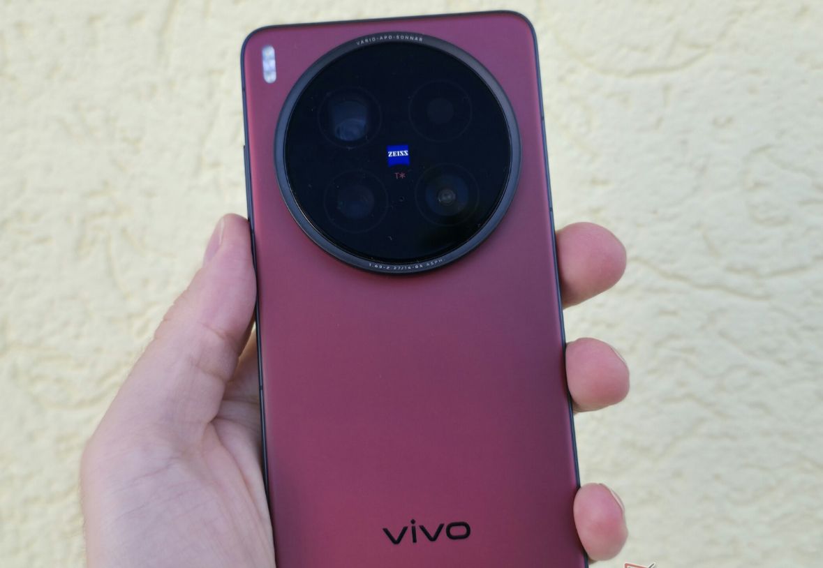 تكنولوجيا: Vivo تستعد لإطلاق X300 Ultra بترقية بطارية ضخمة تتفوق على X200 Ultra وتنافس بها Find X9 Pro