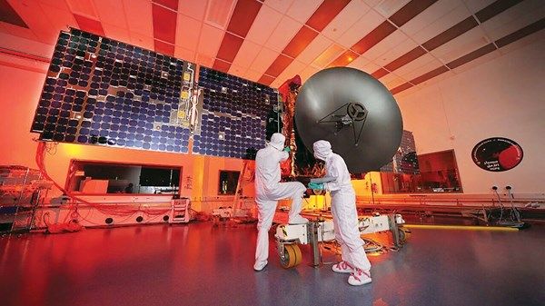 الفضاء.. مشروع وطني