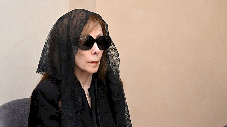 "جارة القمر" بخير