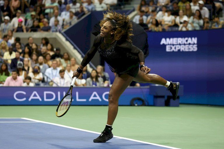 سيرينا وليامس تنفي نيتها في العودة الى الملاعب