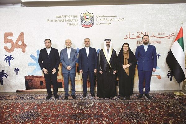 سفارة الدولة في طهران تحتفل بعيد الاتحاد الـ 54
