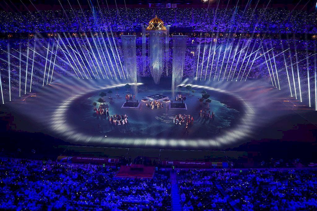 "افتتاح مبهر وفوزان لافتان".. تفاعل واسع على مواقع التواصل الاجتماعي مع كأس العرب