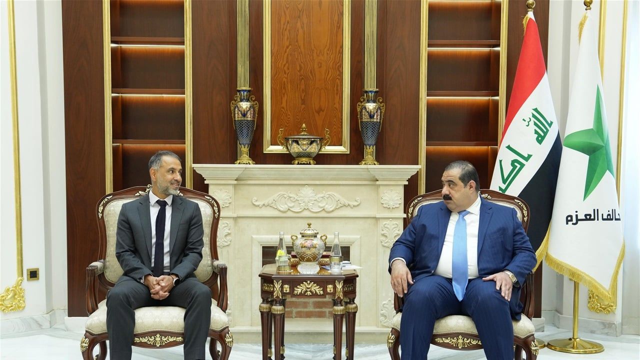 السامرائي يبحث مع السفير البريطاني تعزيز الشراكة بين البلدين