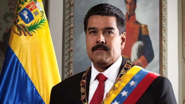 مادورو يصف مكالمته الهاتفية مع ترامب بالودية