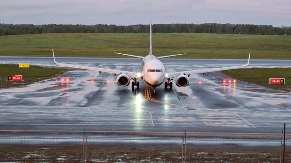 ليتوانيا توسع إغلاق مجالها الجوي