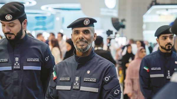 «فريق الإمارات» يمهد الطريق لعمليات البحث والإنقاذ في سريلانكا