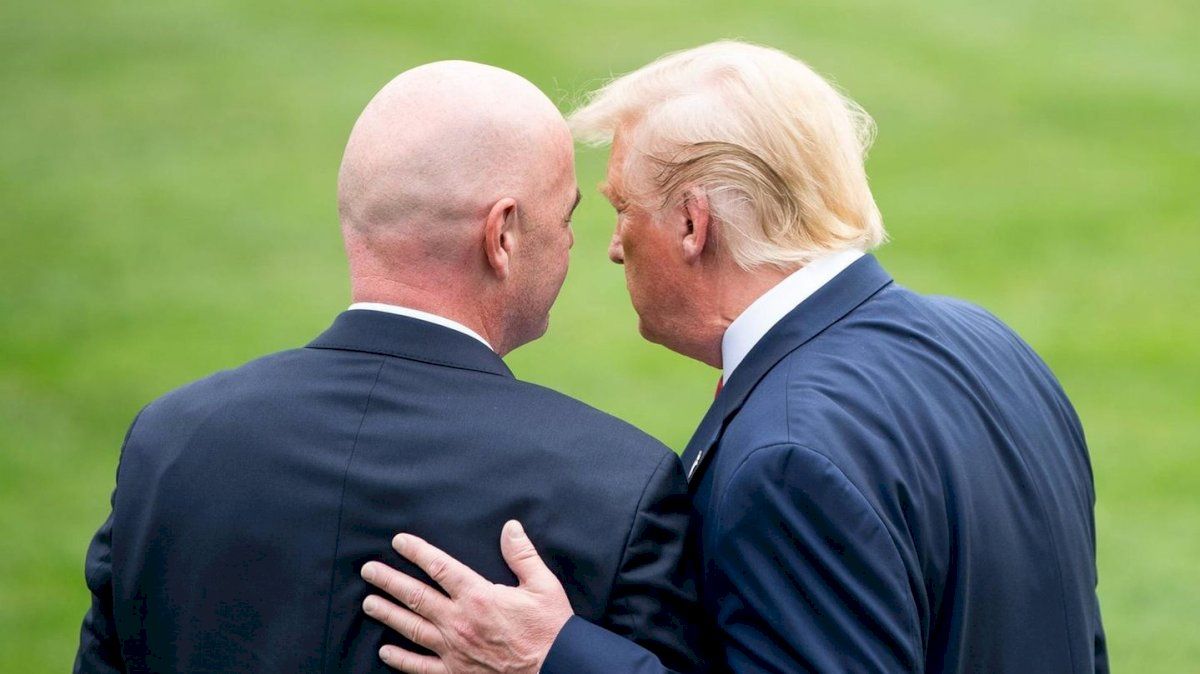 "الساحر الأصلع" الذي استسلم له ترامب!