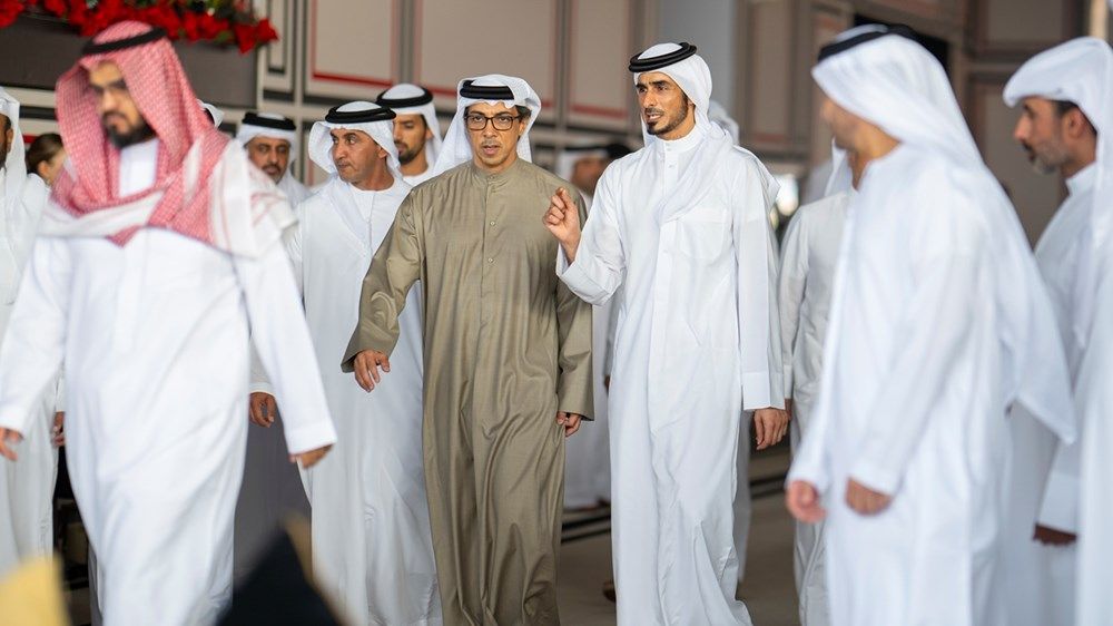 منصور بن زايد يشهد بطولة العالم للخيل العربية في الدوحة