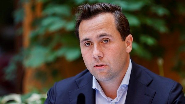 السويد تقطع مساعدات عن دول عدة وتوجهها إلى أوكرانيا